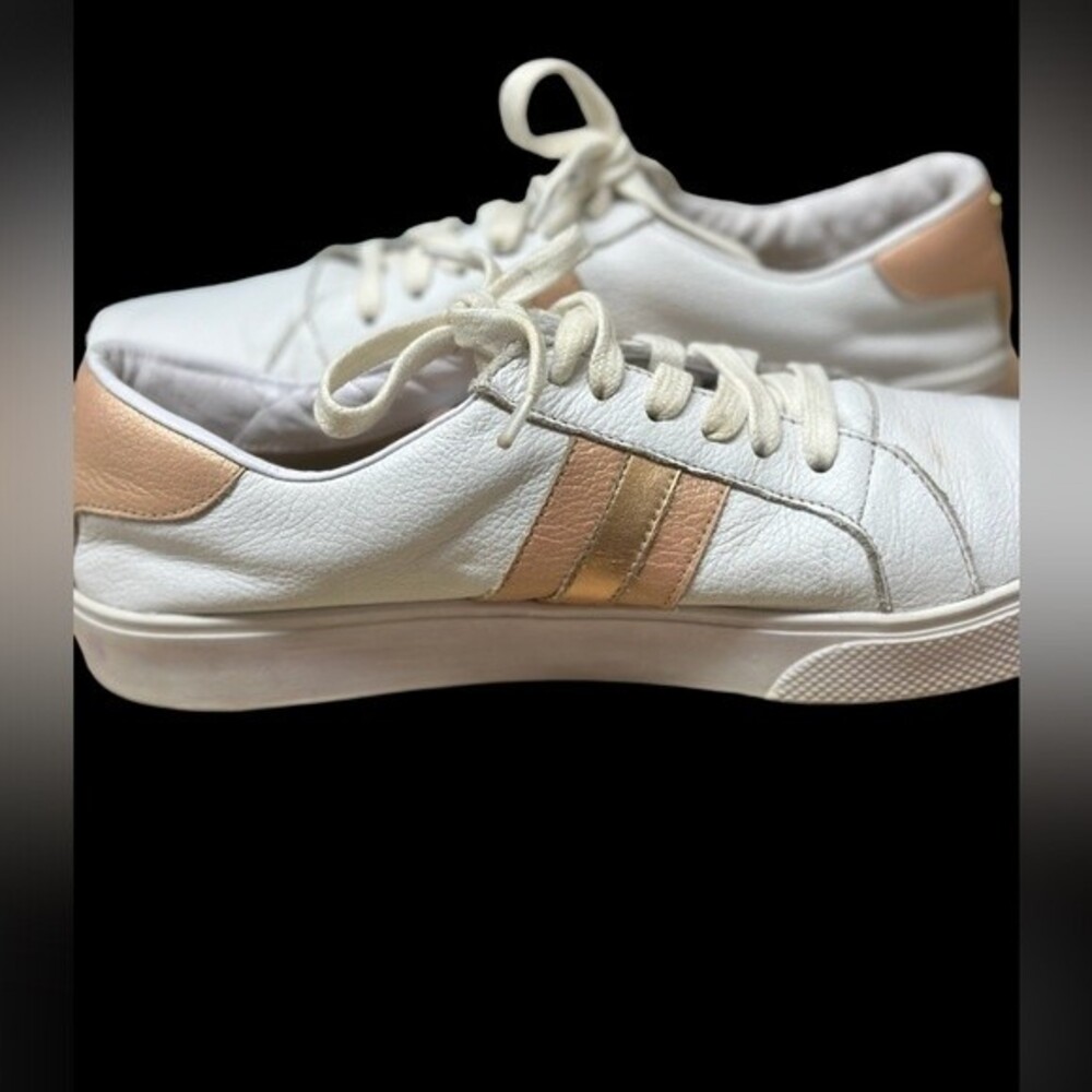 Kaanas white leather sneaker shoes